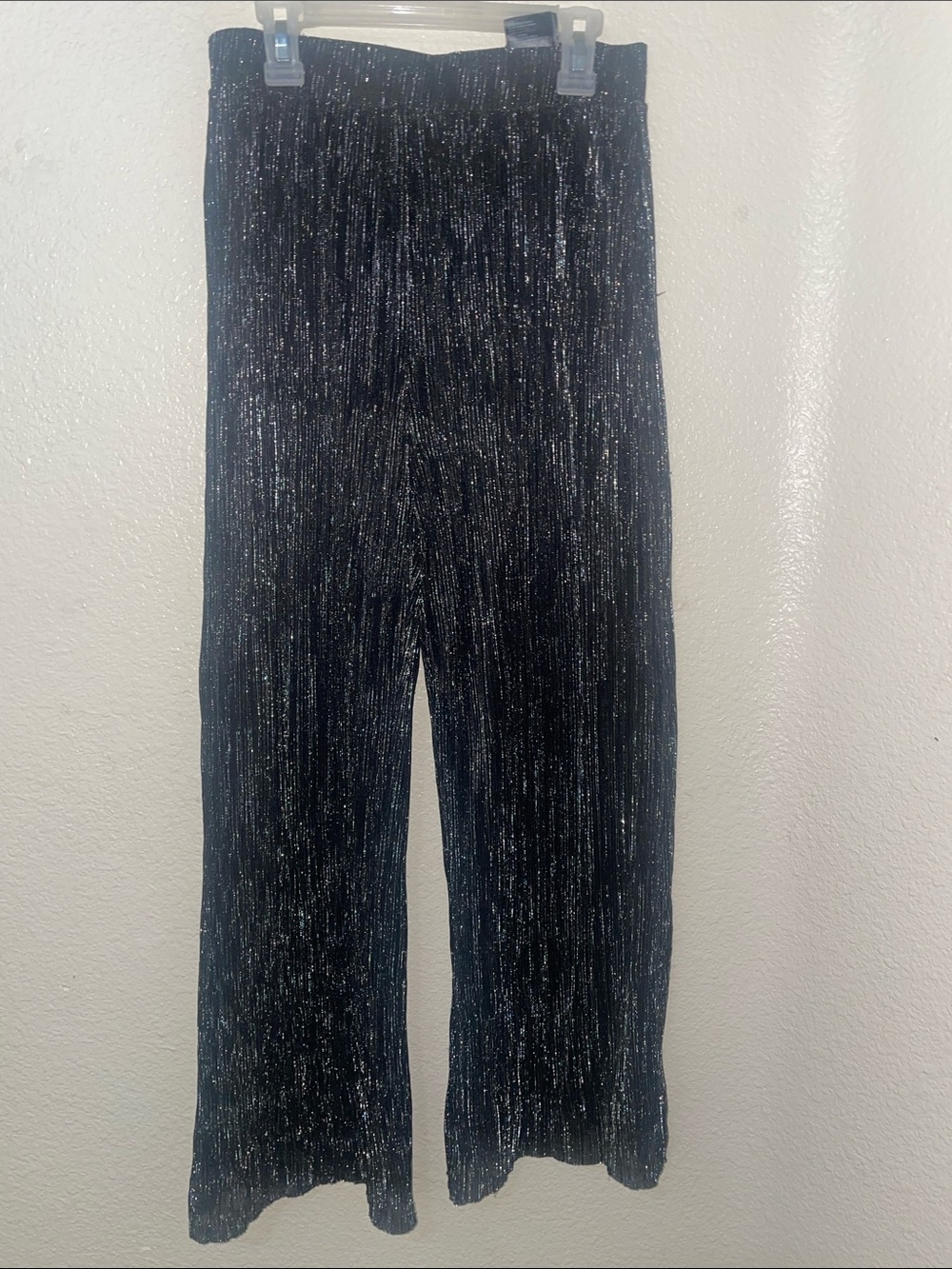 Brand New Without Tag, H&M metallic lining pull on pants, girls size 18 (like S)